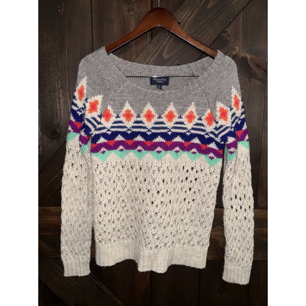 American Eagle Y2K 2012‎ Women's Size Small Sweater Aztec